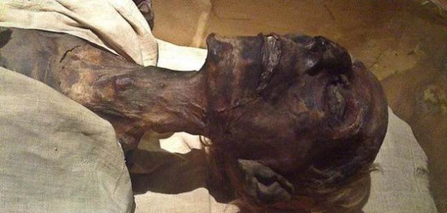 جثة فرعون في المتحف المصري